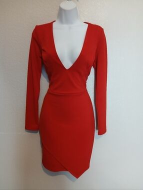 Deep V-Neck Plunge Long Sleeve Sexy Red Bodycon Dress Charlotte Russe Sz Medium
